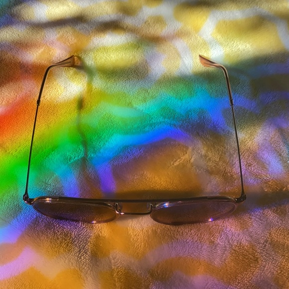 Ray-Ban Sunglasses - Picture 3 of 4